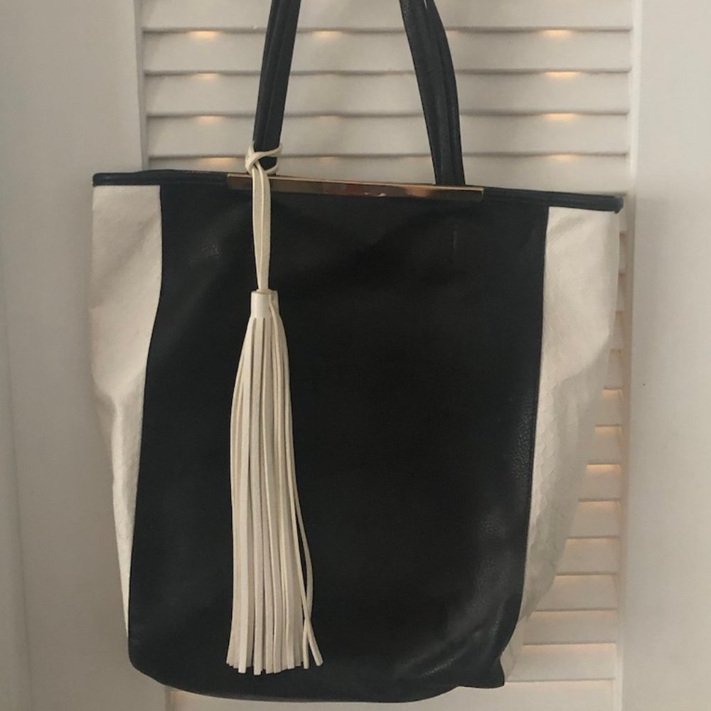 Black and White Carlos Santana Tote Bag